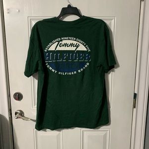 Retro Tommy Hilfiger T-shirt Size L